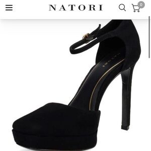 Natori Elegant Black Heels